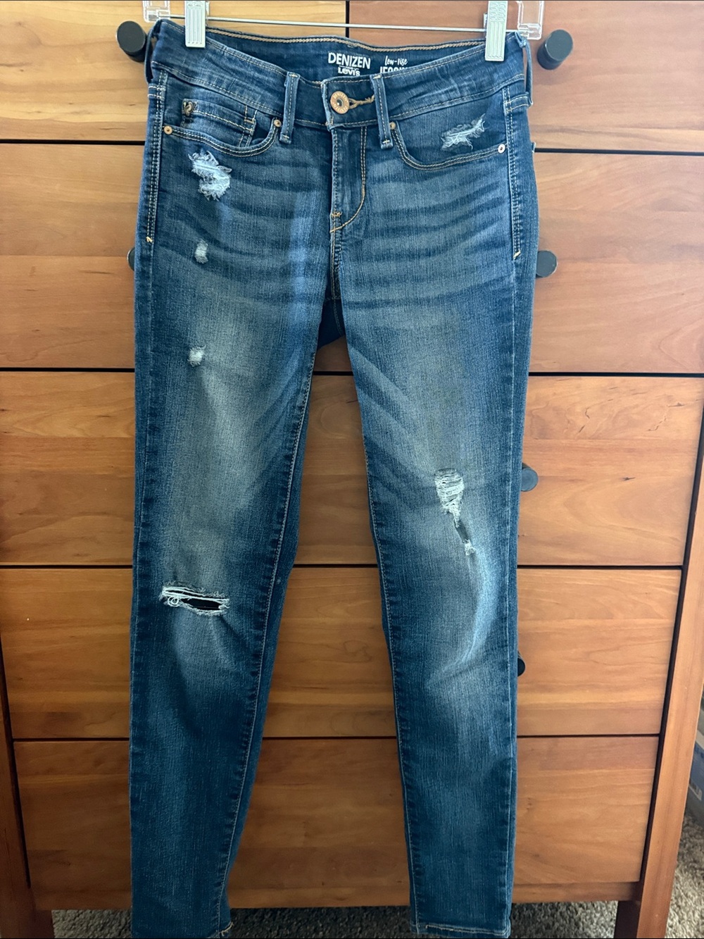 Denizen from Levi's Low-Rise Jegging in Blue with Brown Stitching